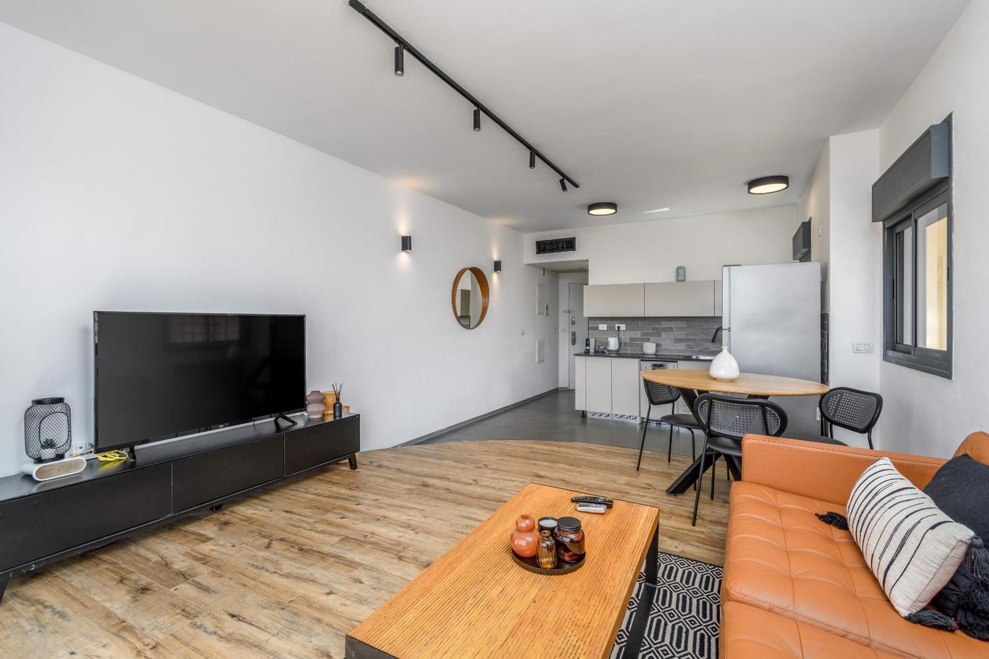 Modern & Sunny 1 Bdr W Balcony And Parking Apartment เทลอาวีฟ ภายนอก รูปภาพ