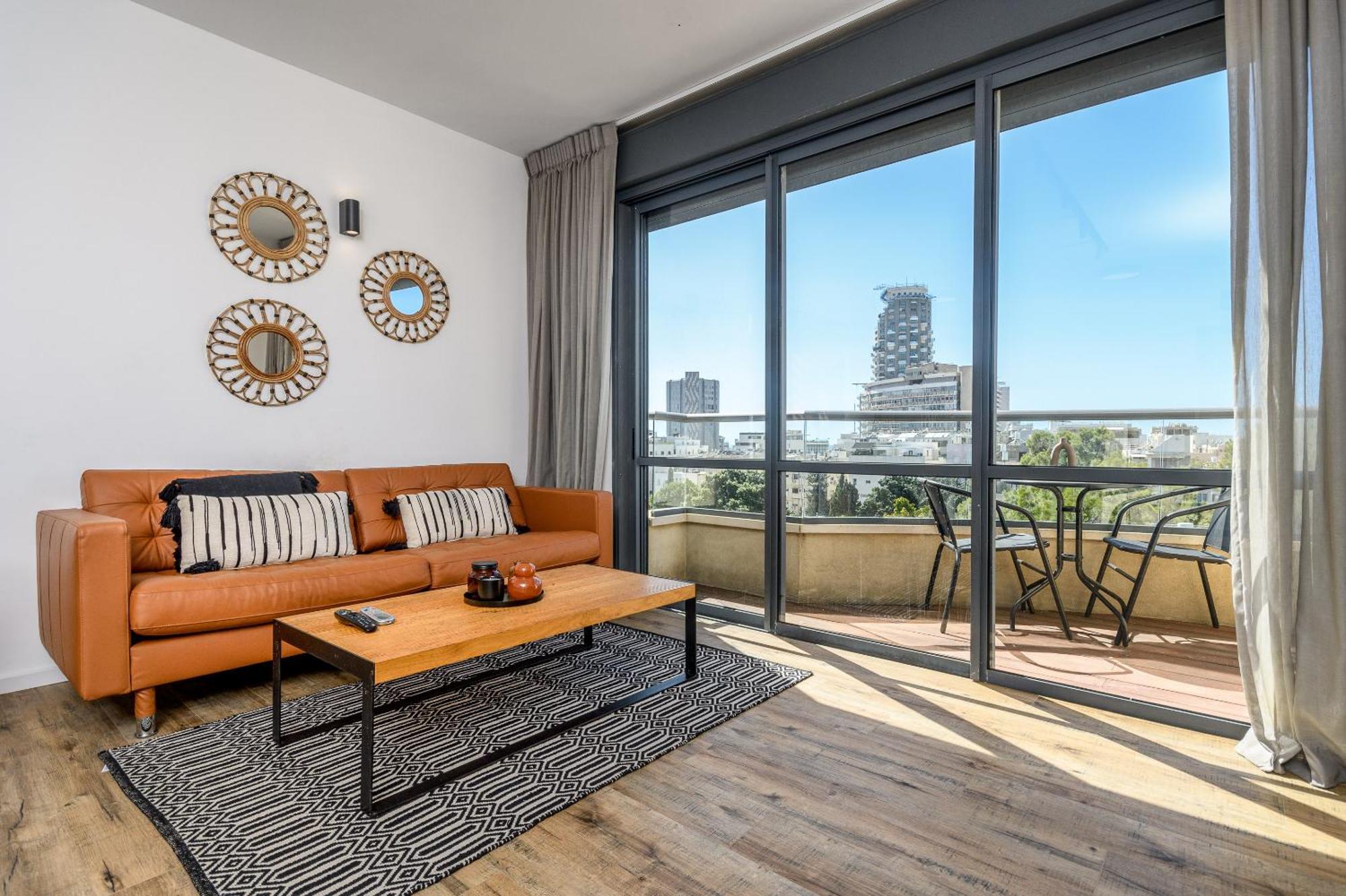Modern & Sunny 1 Bdr W Balcony And Parking Apartment เทลอาวีฟ ภายนอก รูปภาพ