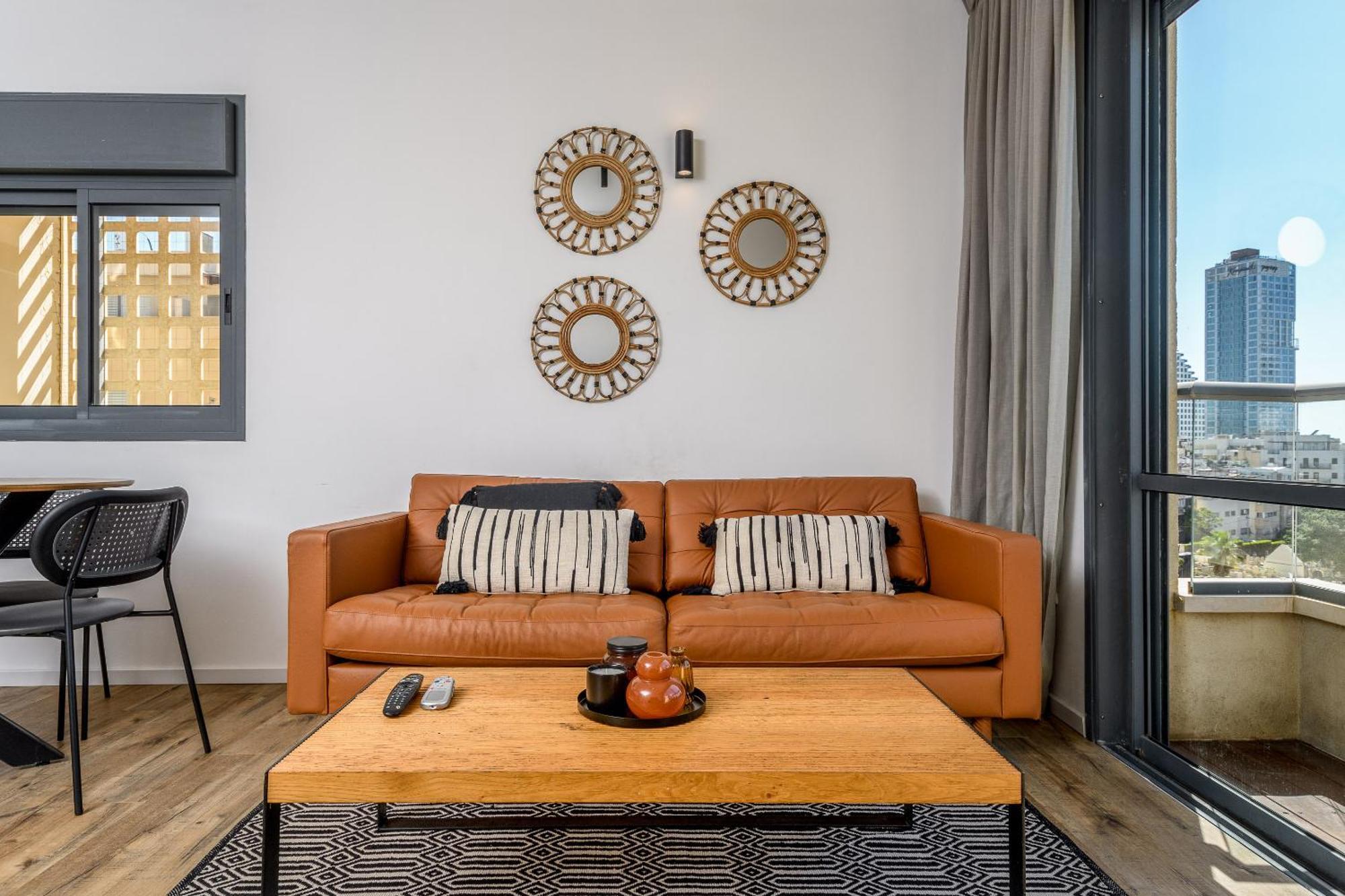 Modern & Sunny 1 Bdr W Balcony And Parking Apartment เทลอาวีฟ ภายนอก รูปภาพ